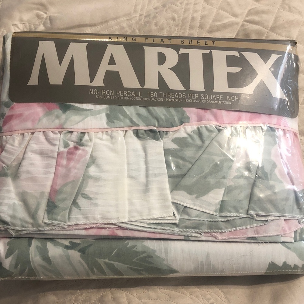 Martex King Flat Sheet - Pink & Green Leaf Print